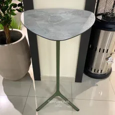 Барный стол оливковый TRIPÈ FIXED с каплевидной столешницей Stone effect