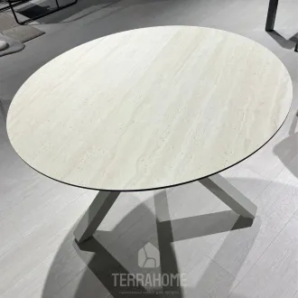 Вуличний круглий стіл ORBITAL 120 Ø cm, Trespa Travertin. Creme White — фото 3