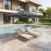 Парасоля з бічною опорою EASY SWING, anthracite + 2 шезлонги DIAMOND — фото 2